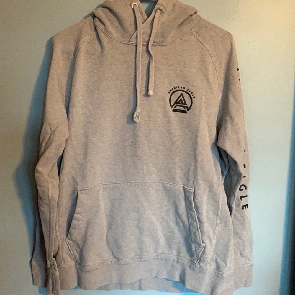 American Eagle sweatshirt